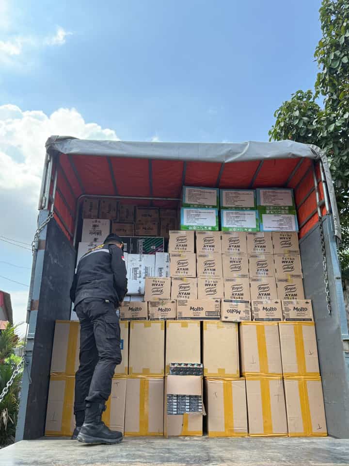 Bea Cukai Batam Gagalkan Peredaran Barang Ilegal Rp5,3 M WhatsApp Image 2025 05 19 at 18.28.23