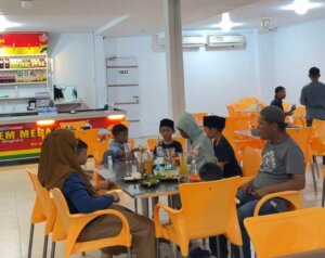 Warkop Agem, Destinasi Wisata Kuliner di Karimun: Ragam Varian Menu dan Ramah di Kantong IMG 20250722 WA0000 11zon