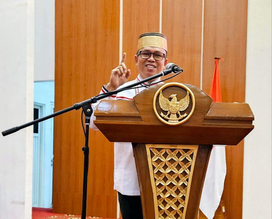 Ady Indra Pawennari Foto