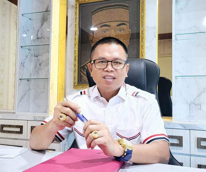 Ady Indra Pawennari Foto