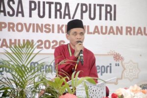 Kafilah Batam Optimistis Tampil Maksimal di MTQ XII Kepri Salah seorang peserta kafilah Batam tampil di MTQ XII Kepri. (Diskominfo Batam)