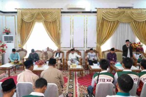 Apresiasi Perjuangan Kafilah di MTQH XII Kepri 2026, LPTQ Karimun Komitmen Perkuat Pembinaan Berkelanjutan IMG 20260710 WA0052 11zon