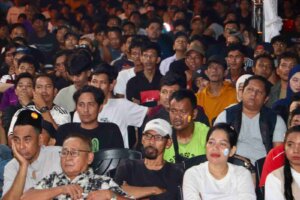 Momen Hangat Kebersamaan: Pemkab Karimun Perkuat Sinergi dan Silaturahmi Lewat Nobar Final Piala Dunia IMG 20260720 WA0037 11zon