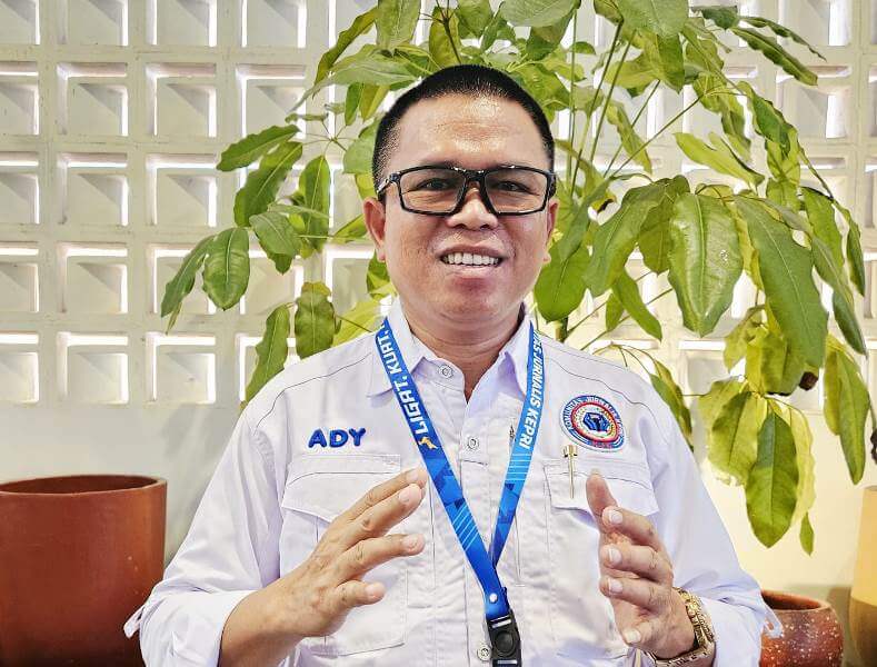 Ady Indra Pawennari Foto