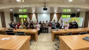 UKM Persma STAIN SAR Kepri Gelar Workshop Karya Tulis Ilmiah, Ajak Mahasiswa Tangkal Hoaks di Era Digital WhatsApp Image 2026 10 11 at 09.08.51