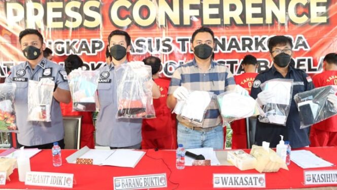 
 konferensi pers Polresta Barelang pengungkapan kasus narkoba. Foto: Istimewa