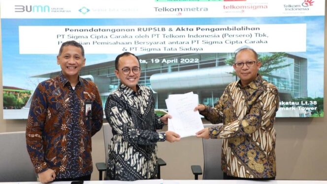 
					Penandatanganan Penyertaan Modal Telkom Indonesa ke TelkomSigma. Foto: Dok Telkom