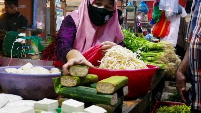 
					Ilustrasi pedagang di pasar. Foto: Ismail/kepripedia.com