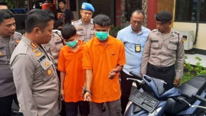 
					2 pelaku curanmor di Tanjungpinang yang diringkus polisim foto: Istimewa
