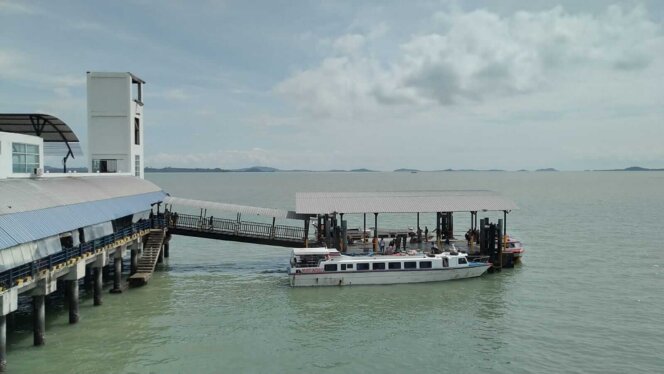 
					Pelabuhan Sri Tanjung Gelam (STG) Karimun. Foto: Khairul S/kepripedia.com