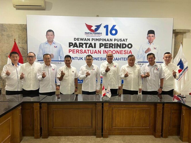 
					Setelah Neko Wesha Pawelloy, Giliran Lik Khai Dikabarkan Pindah ke Partai Perindo