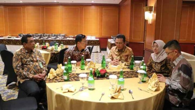 
					Gubernur Kepulauan Riau Ansar Ahmad menemui Kepala Badan Pangan Nasional RI Arief Prasetyo Adi. Foto: Istimewa