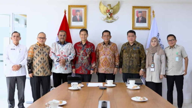 
					Gubernur Kepri dan Bupati Karimun temui Menkes bahas RSUD Tanjungbatu. Foto: Istimewa