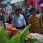 Pj Wako Tanjungpinang survei harga cabai di Pasar Bintan Center