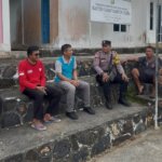 Bhabinkamtibmas bersama warga di Desa Mubur dan Desa Piasan, Kecamatan Siantan Utara, pada Kamis, 2 Oktober 2025.