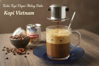 Kopi Vietnam Dapur Melayu di desain dengan AI.