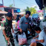 Babinsa Koramil 04/Dabo, Kodim 0315/TPI Temui Pedagang Ubi Rambat di Pasar Dabo Babinsa Koramil 04/Dabo, Koptu Erwin.S, melaksanakan kegiatan Komunikasi Sosial (Komsos) dengan mengunjungi salah satu usahawan di Pasar Dabo, Selasa (16/06/2026).
