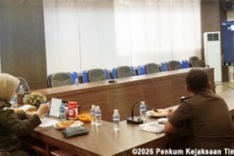 Ekspose secara daring, membahas permohonan penyelesaian perkara melalui Mekanisme Keadilan Restoratif (MKR) yang diajukan Kejaksaan Negeri (Kejari) Lingga, Rabu (14/10/2026).